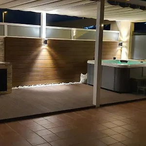  Holiday home Beautiful Duplex With Jacuzzi